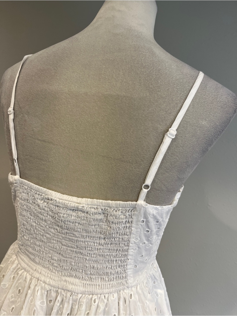 A new day White Eyelet Spaghetti-Strap Midi Dress size small - Picture 6 of 11